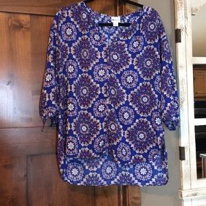 Blue/multi color spring top